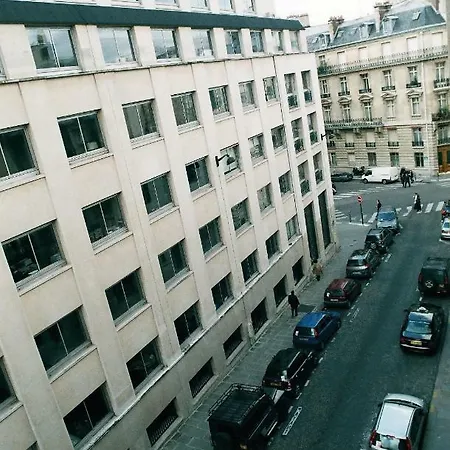 Unit 013 Champs-elysees Georges V 公寓
